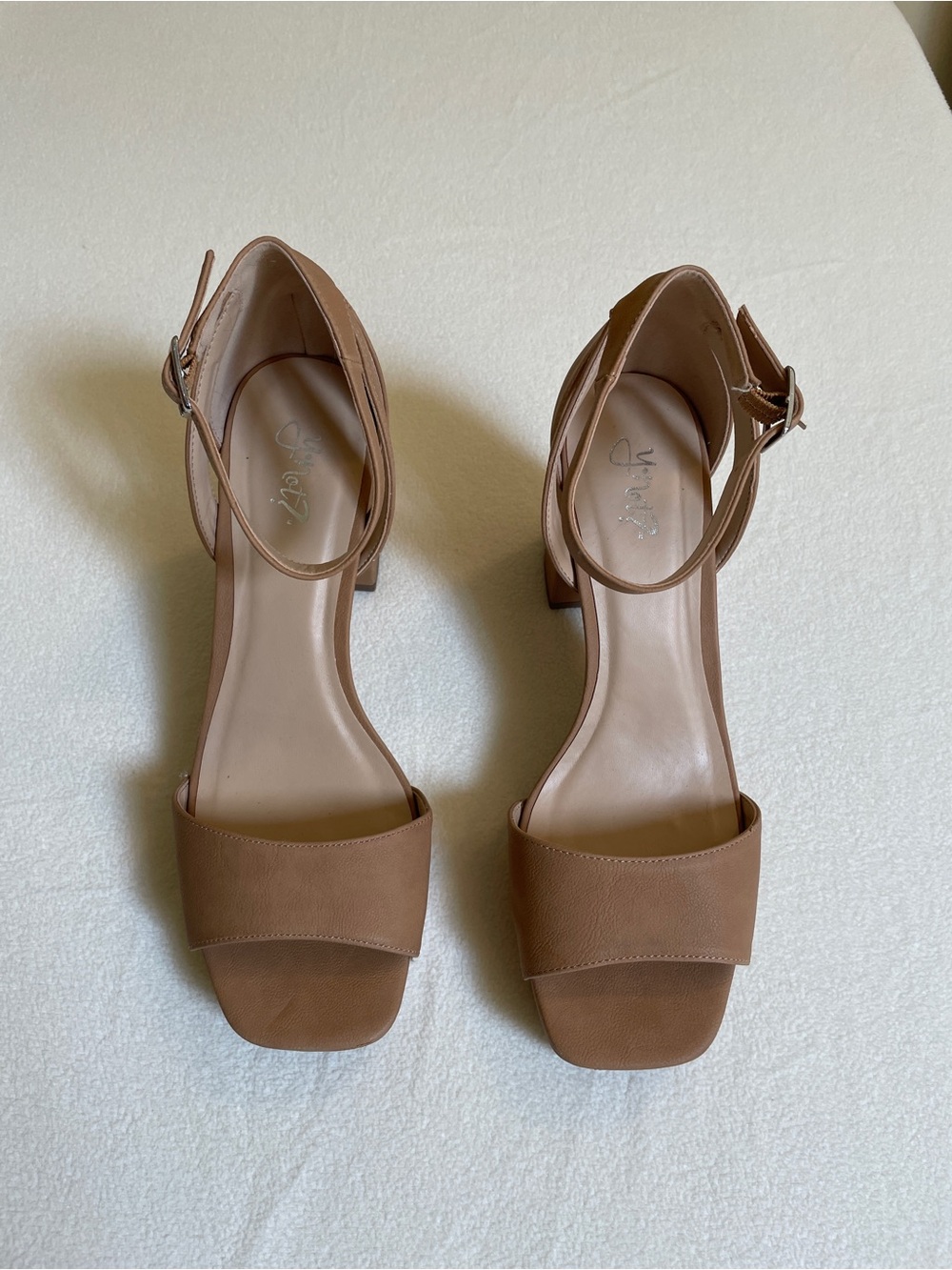 Women's Ankle-Strap Block Heel Sandals in Tan